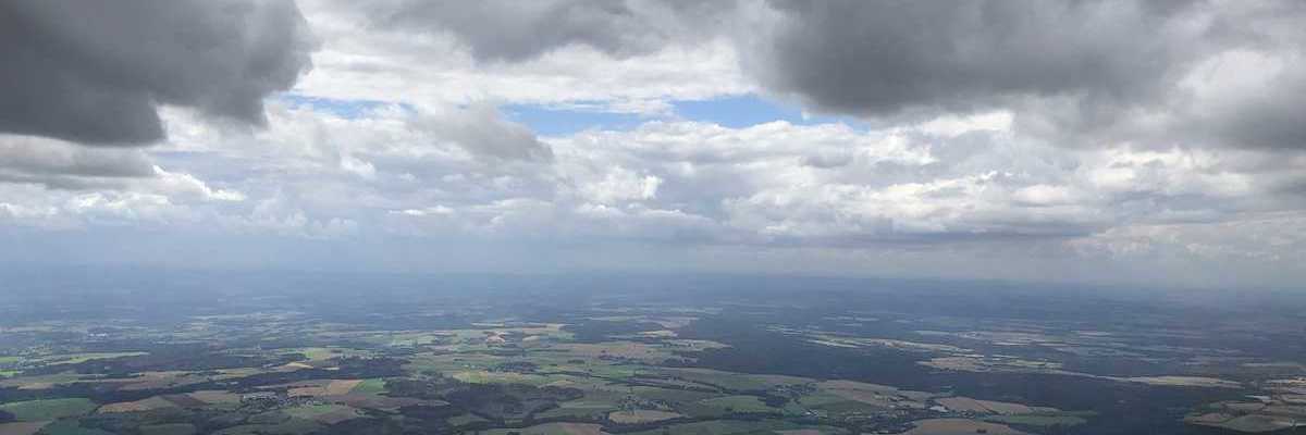 Flugwegposition um 13:13:02: Aufgenommen in der Nähe von Okres Havlíčkův Brod, Tschechien in 1604 Meter
